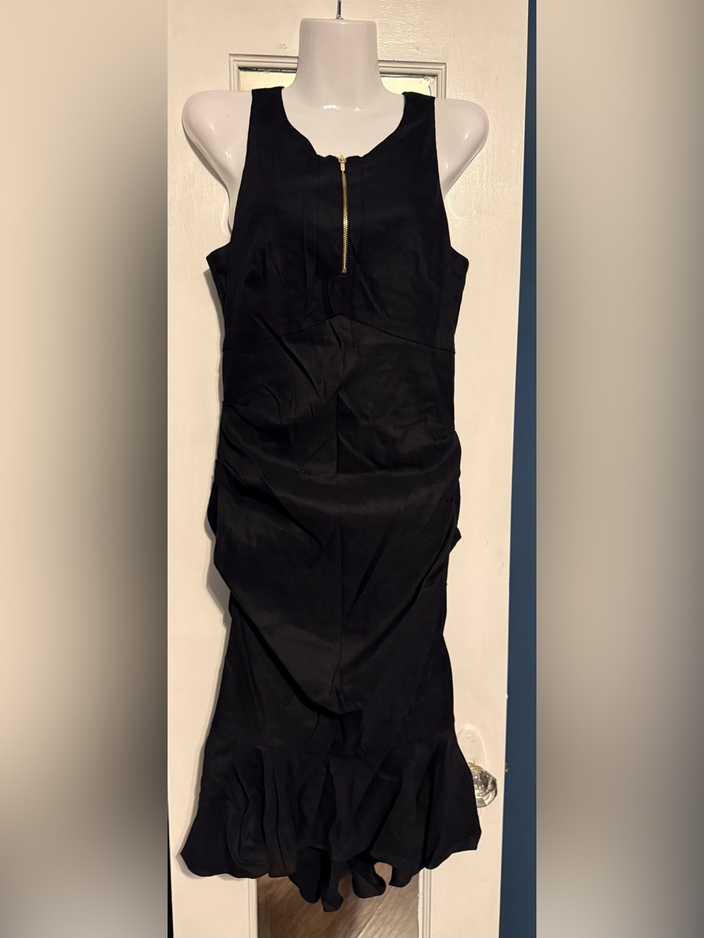 Nicole Miller NWT Black Ruching Gold Zip Pleated Ruffle Mermaid Gown 6